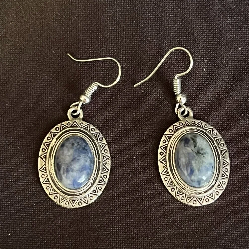 Taxco‑Style Sodalite Earrings – Antique Silver‑Tone Setting – Oval Cabochons - Picture 3 of 10